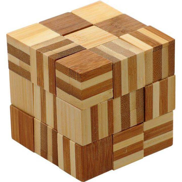 Bamboo Chain Cube Puzzle